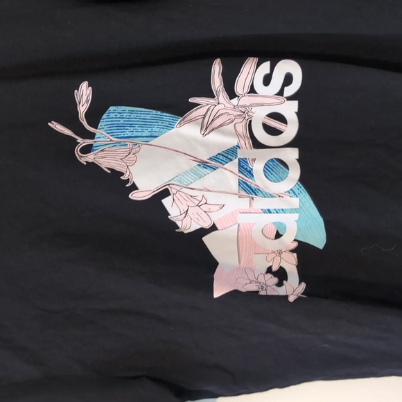 Adidas Women's Black Floral Graphic Logo Cotton T-Shirt Sz Medium - Picture 2 of 6